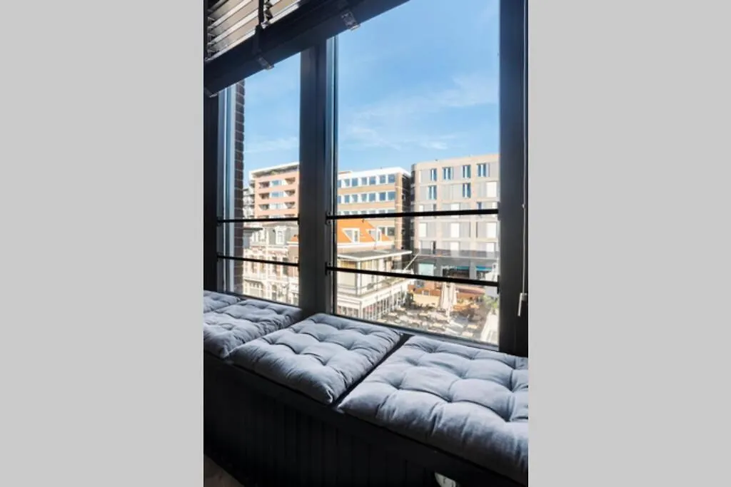 Hosted By Wendy Prins Willem 3 The Hague Apartment